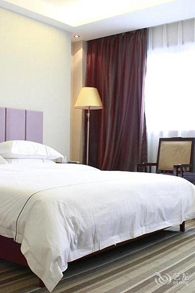 Jishou Heyi Hotel Финхуан Екстер'єр фото